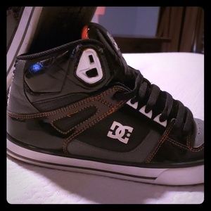 DC Men's Spartan HI WC